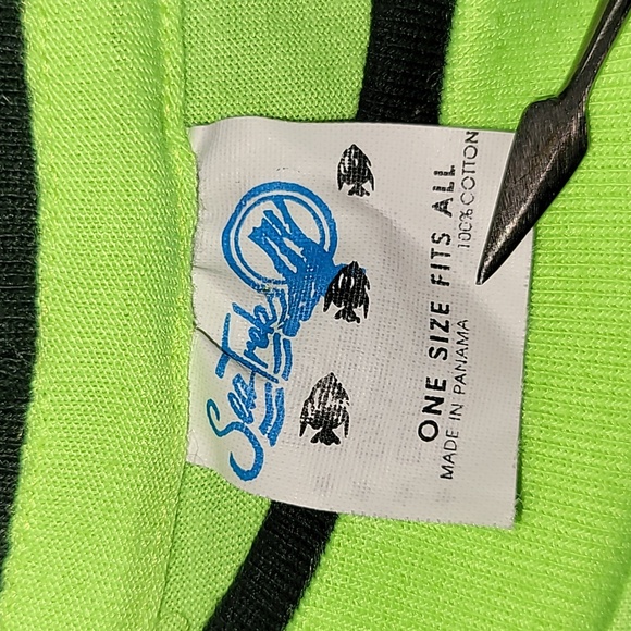 Vintage. Sea Trek. Double collar and sleeves. Royal Caribbean. Single Stitch - Picture 2 of 15